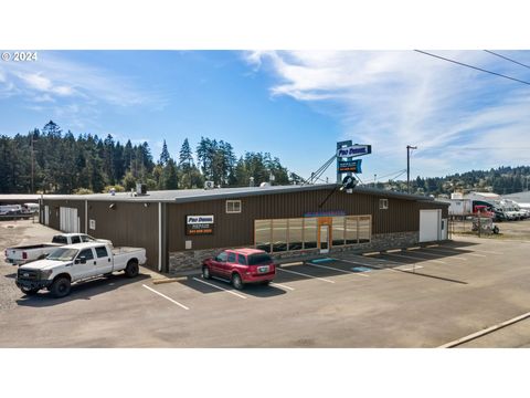 225 W LOCKHART AVE Coos Bay OR 97420