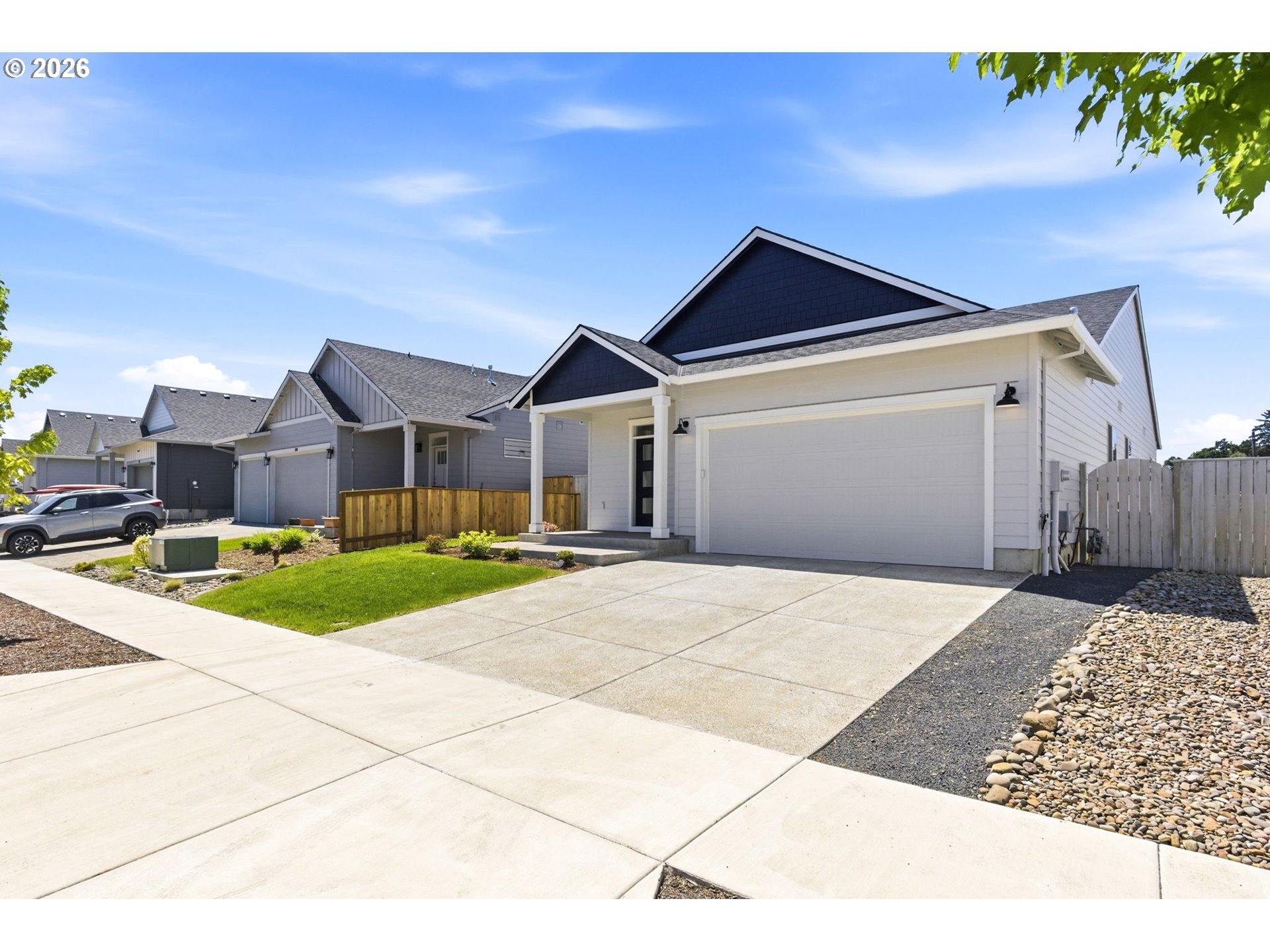713 TIGERLILY ST