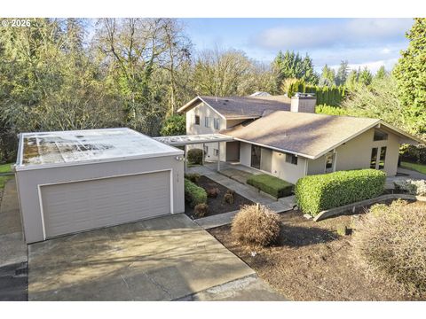 1745 SE BROOKWOOD AVE Hillsboro OR 97123