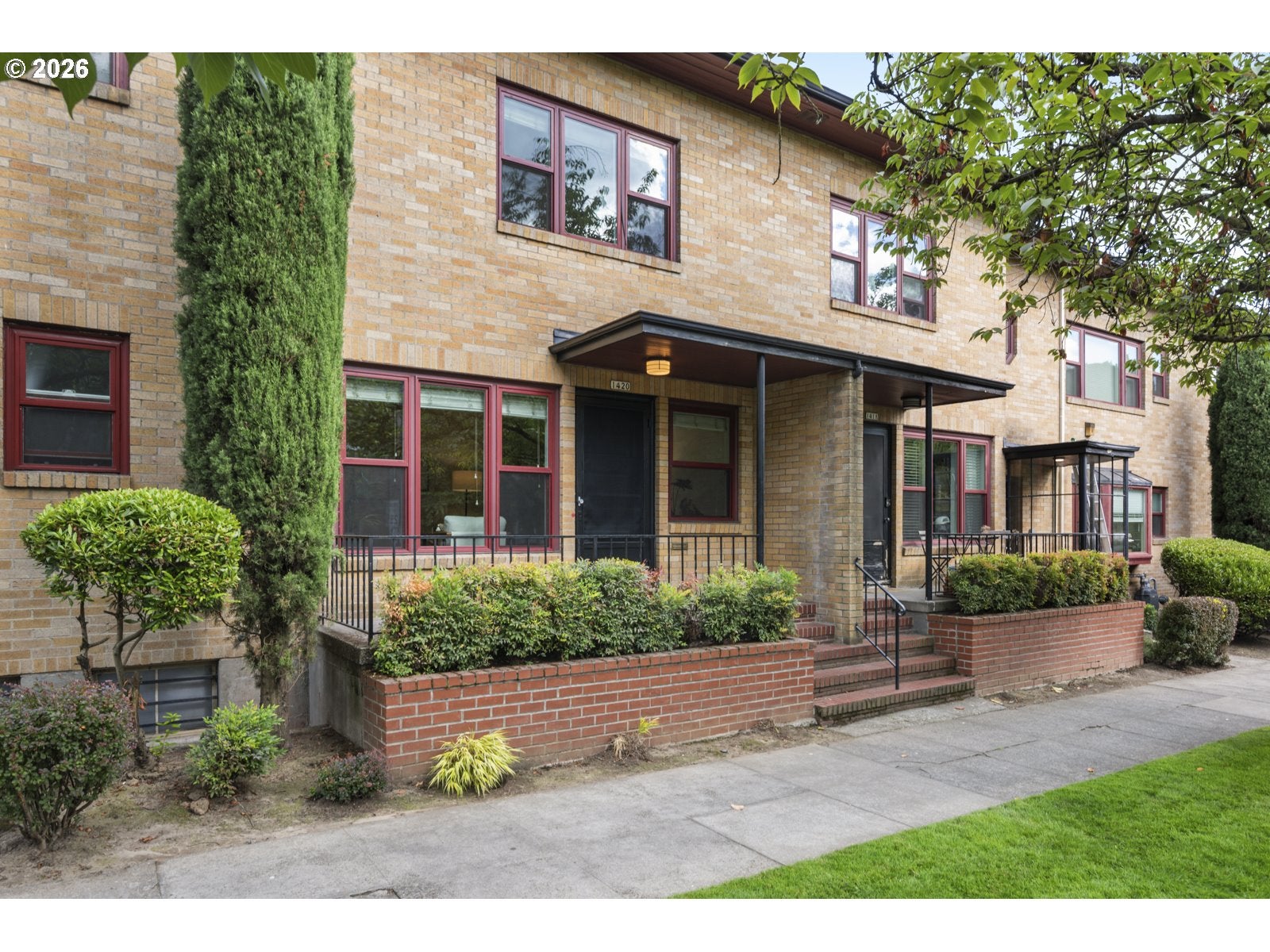 1420 NE 21ST AVE 18 — 2 bed 1 bath Condominium