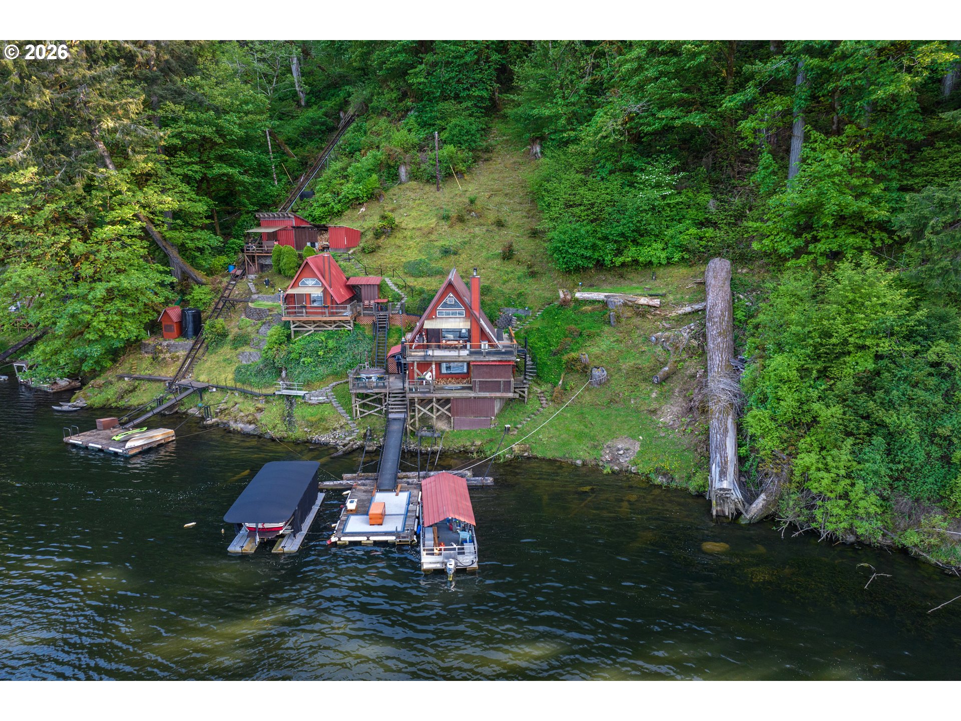 1901 LOON LAKE RD