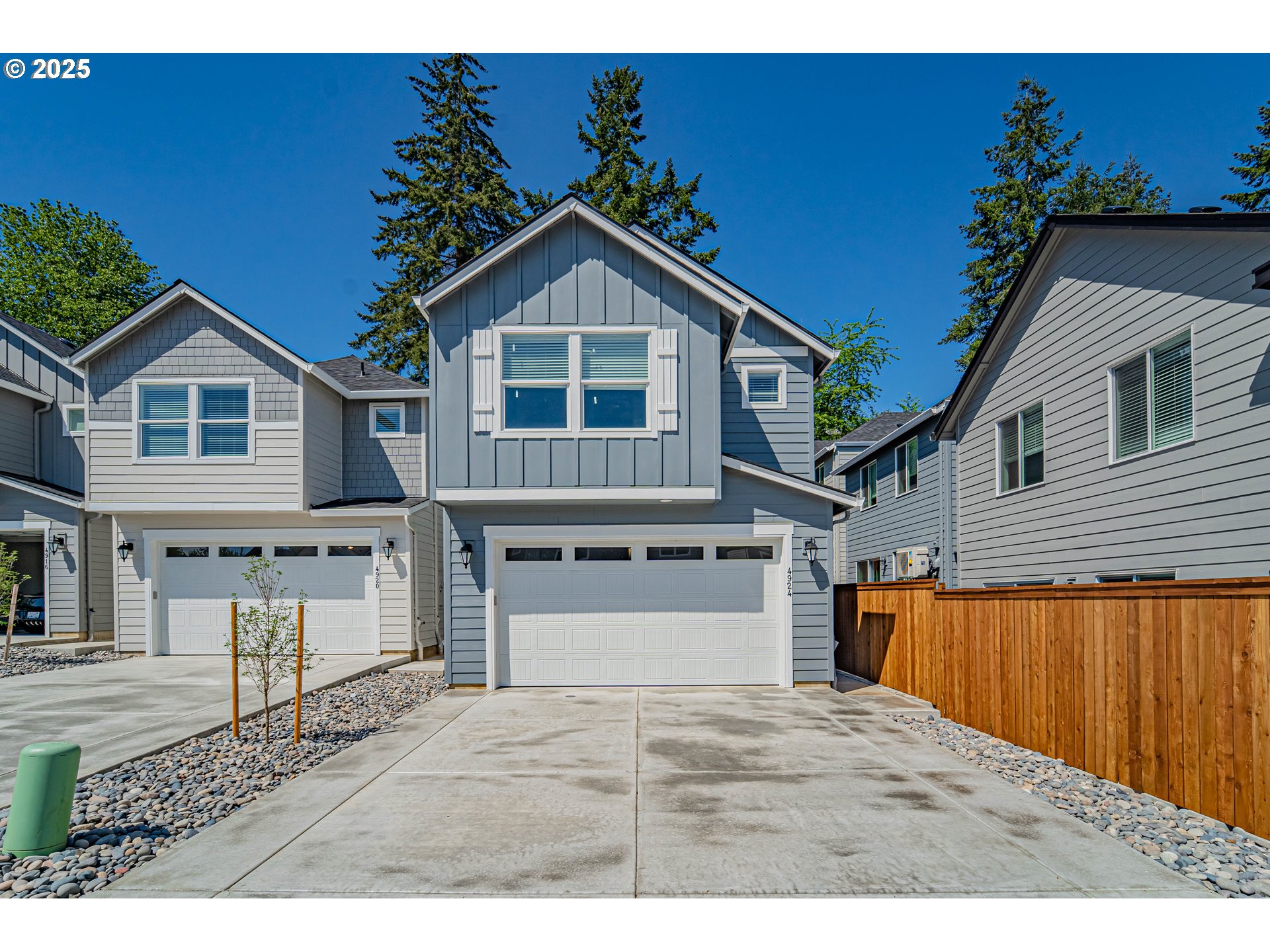 Photo 1 of 30 — 4924 NE 2ND CT, Vancouver, WA 98663