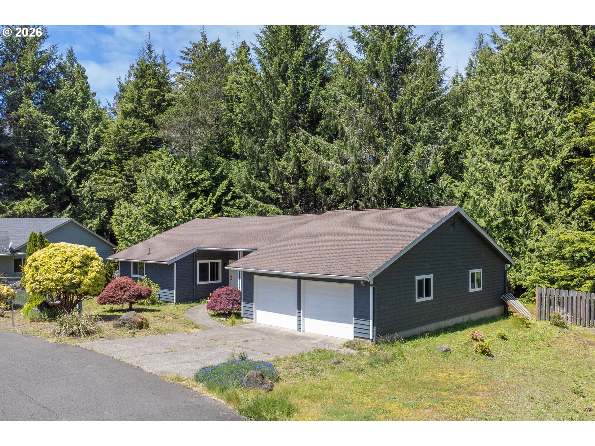 60 SEAGROVE PL