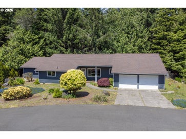 60 SEAGROVE PL Lincoln City OR 97367