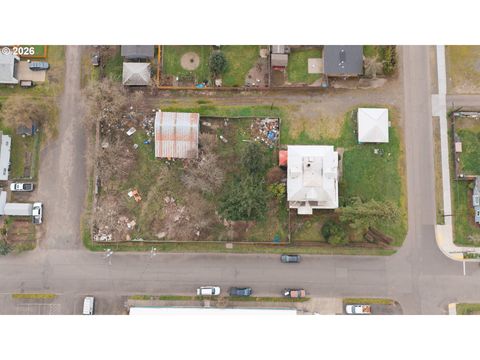 122 S 12TH AVE Cornelius OR 97113