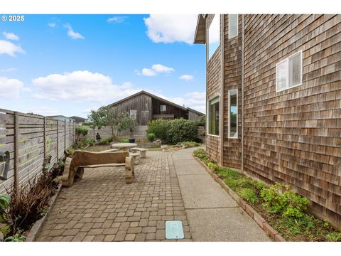 A home in Bandon