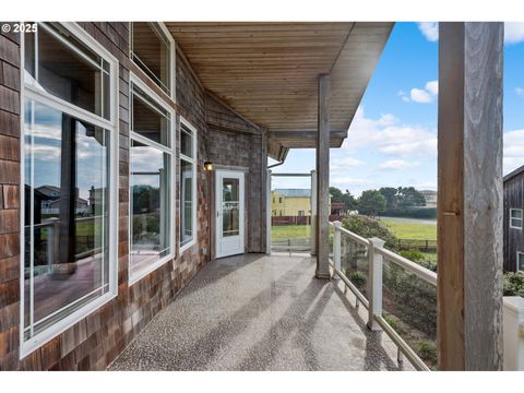 A home in Bandon