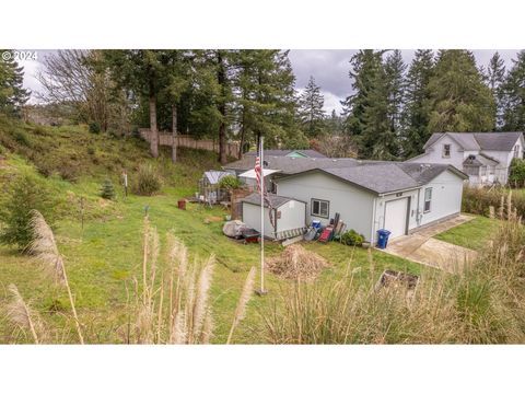 A home in Coquille