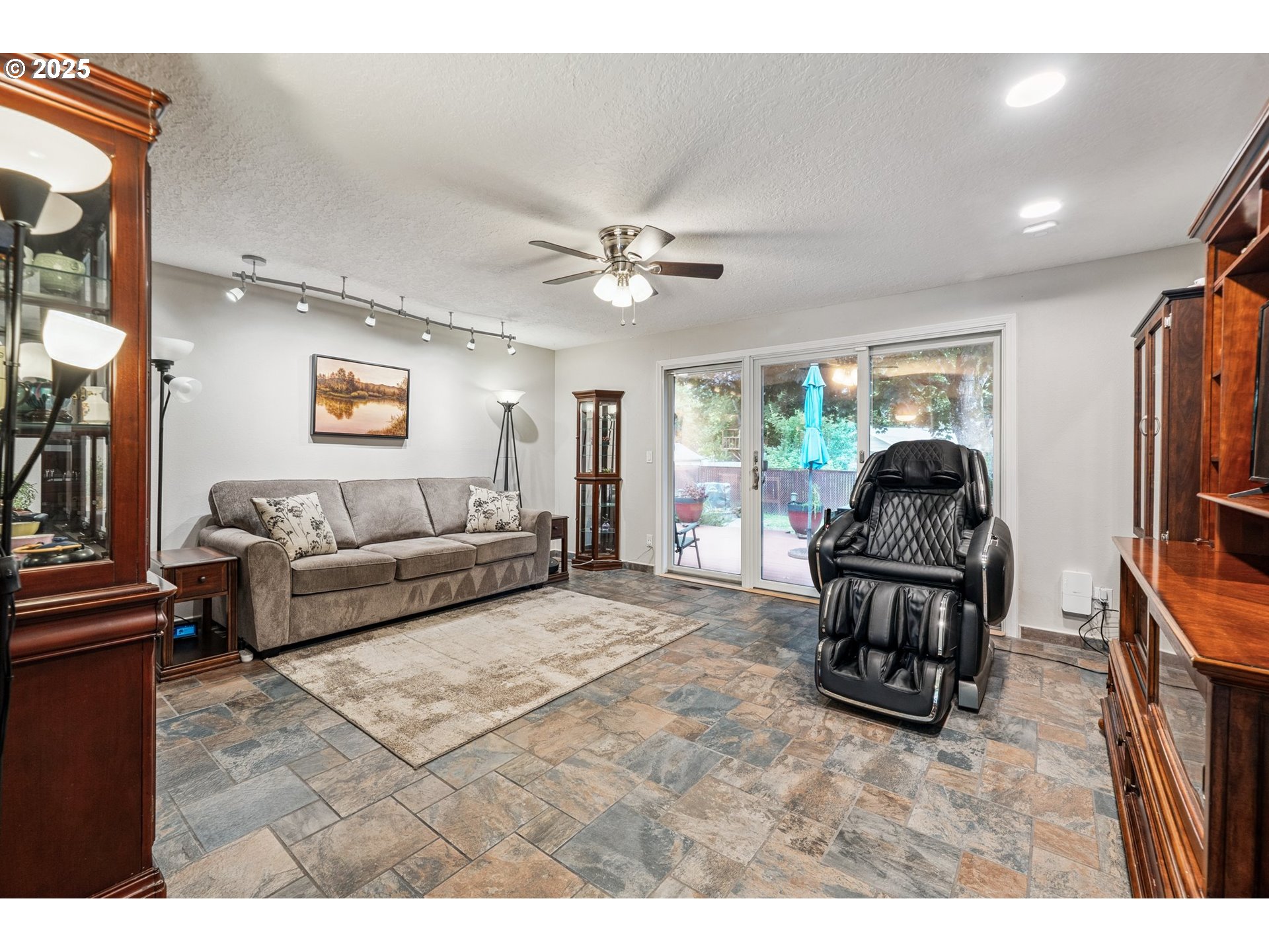 3905 SW 174TH AVE