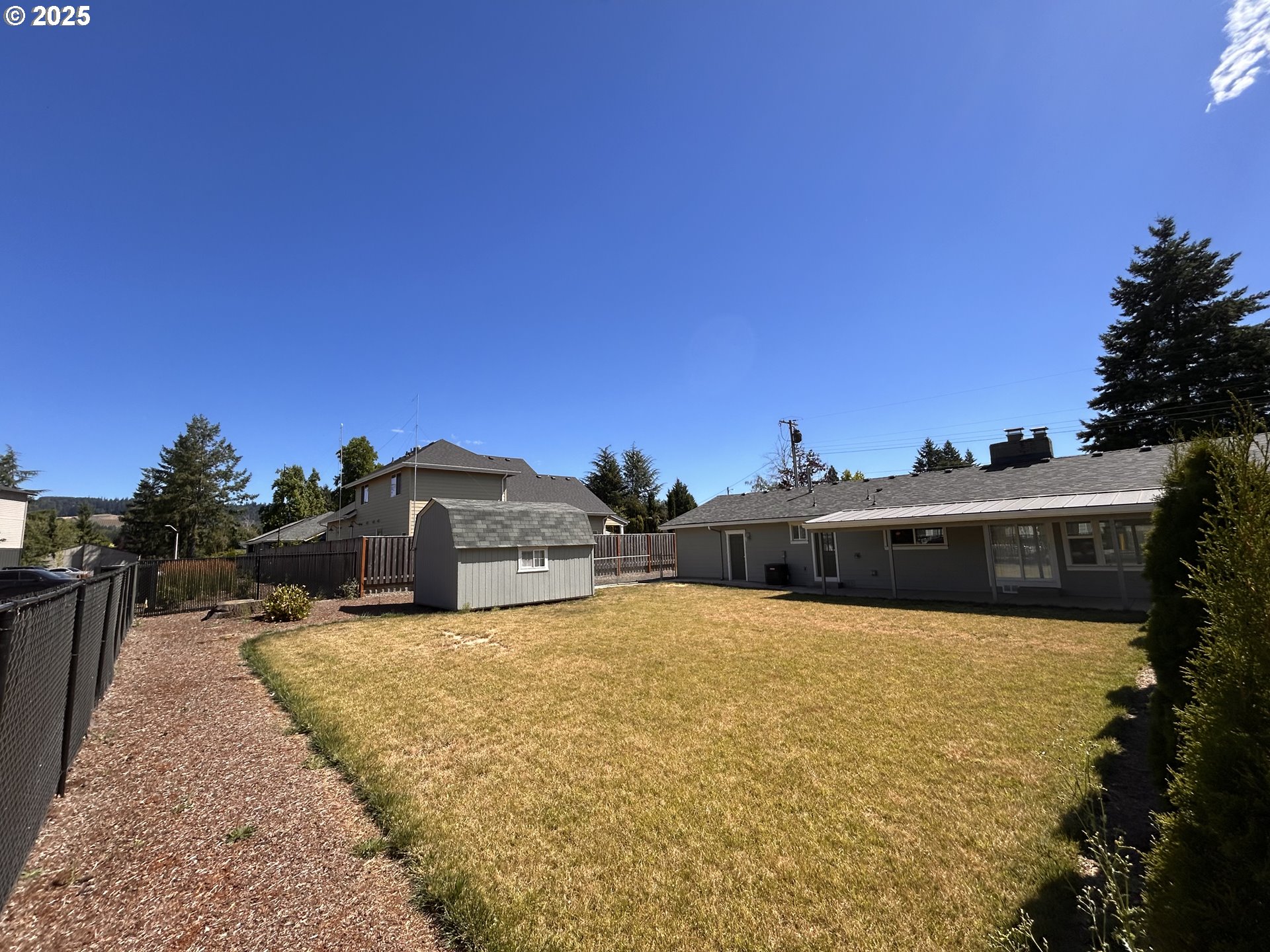 1305 NE NEWALL RD