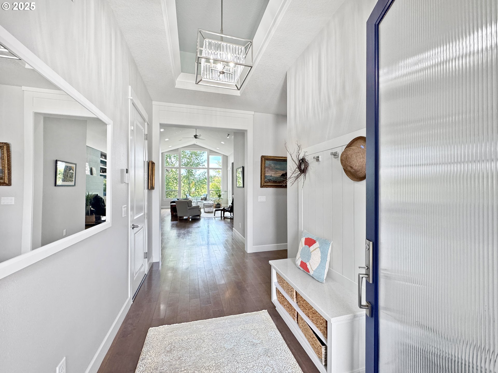 1116 N HERON DR