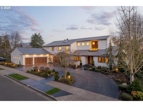 2150 GREENVIEW ST Eugene OR 97401