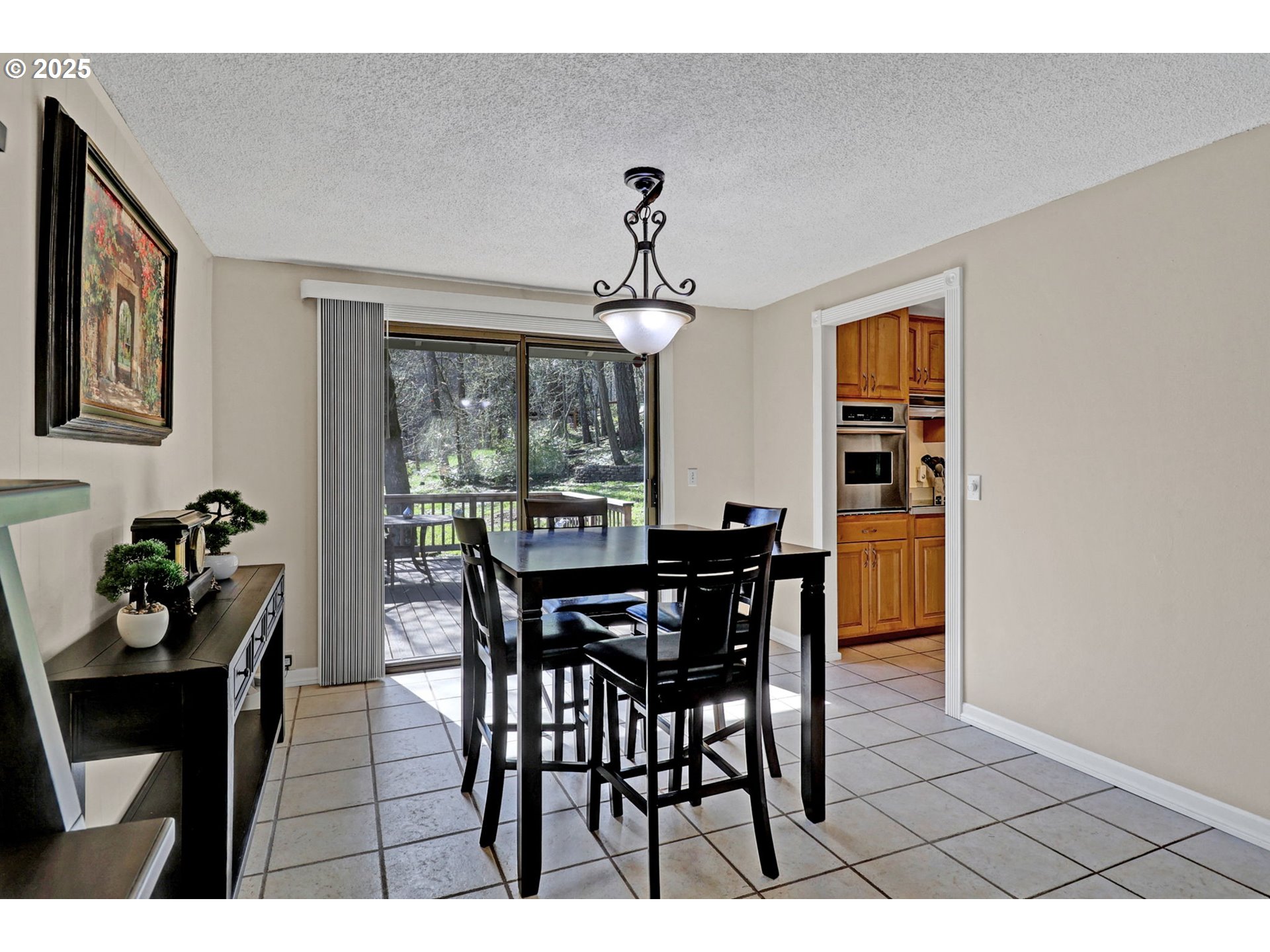 290 BROOKSIDE DR