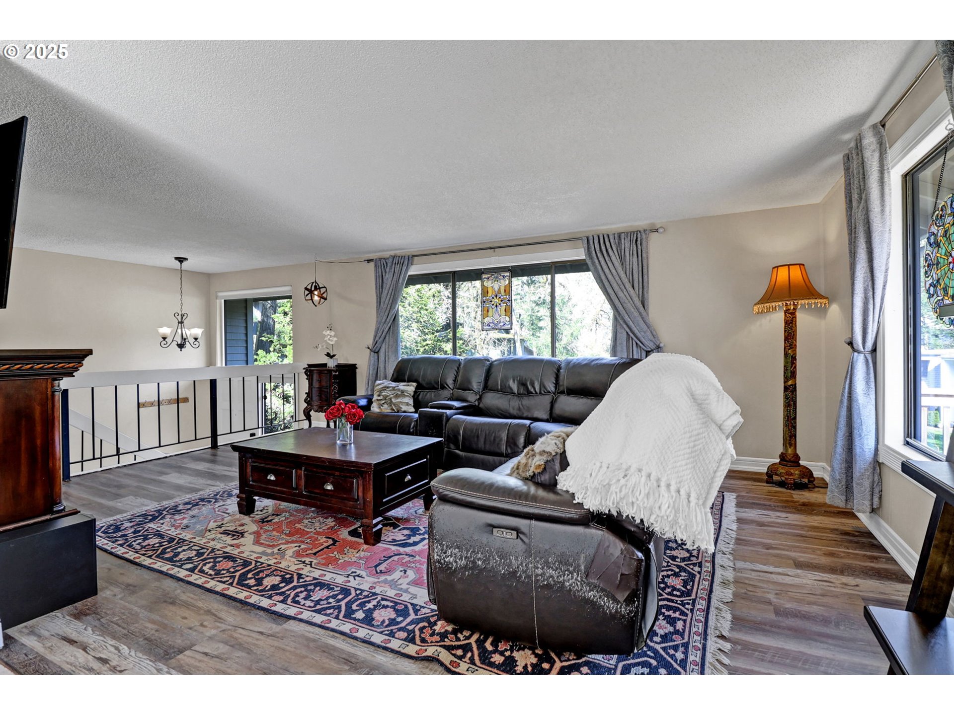 290 BROOKSIDE DR