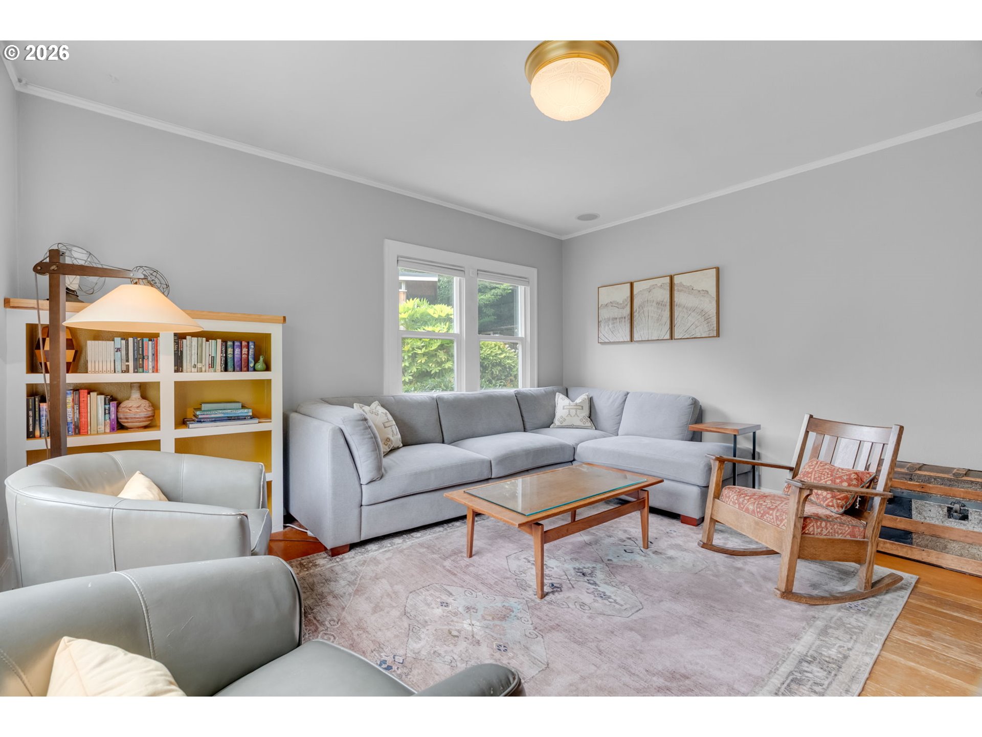 303 LINN AVE