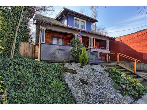 2422 NE Glisan Portland OR 97232