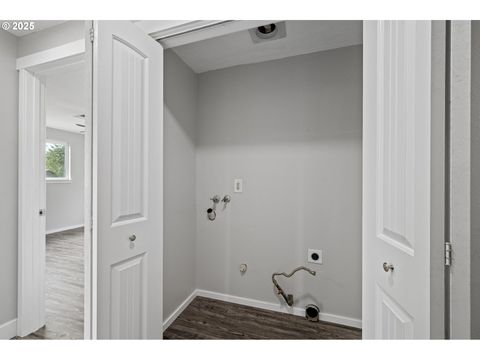 Tiny photo for 85197 Marriott Ln, Pleasant Hill, OR 97455 (MLS # 587884829)