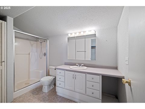 Tiny photo for 85197 Marriott Ln, Pleasant Hill, OR 97455 (MLS # 587884829)