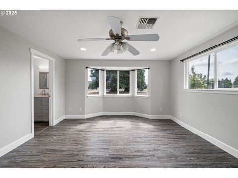 Tiny photo for 85197 Marriott Ln, Pleasant Hill, OR 97455 (MLS # 587884829)