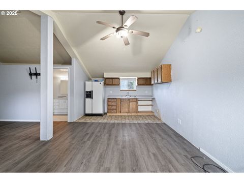 Tiny photo for 85197 Marriott Ln, Pleasant Hill, OR 97455 (MLS # 587884829)