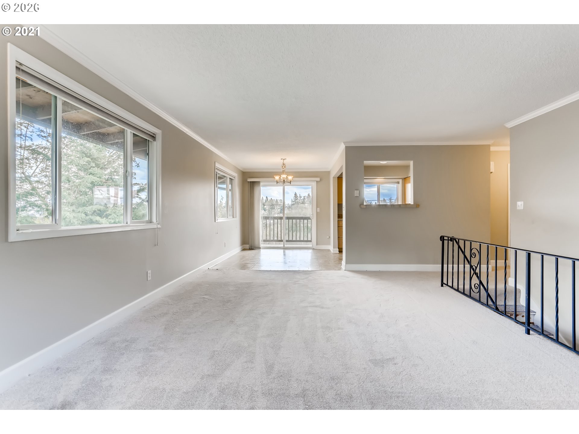 1035 SW BERTHA BLVD 2