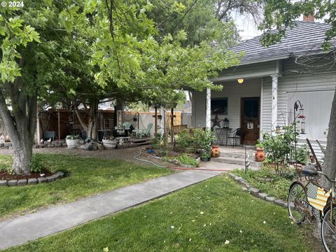 A home in Hermiston