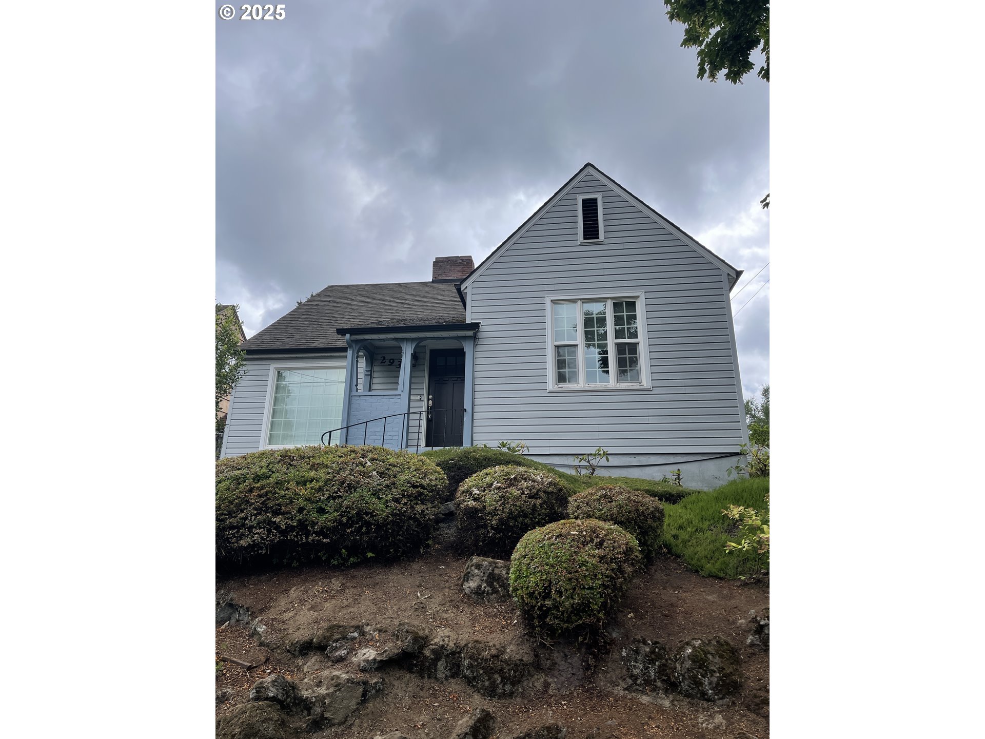 2932 NE 15TH AVE