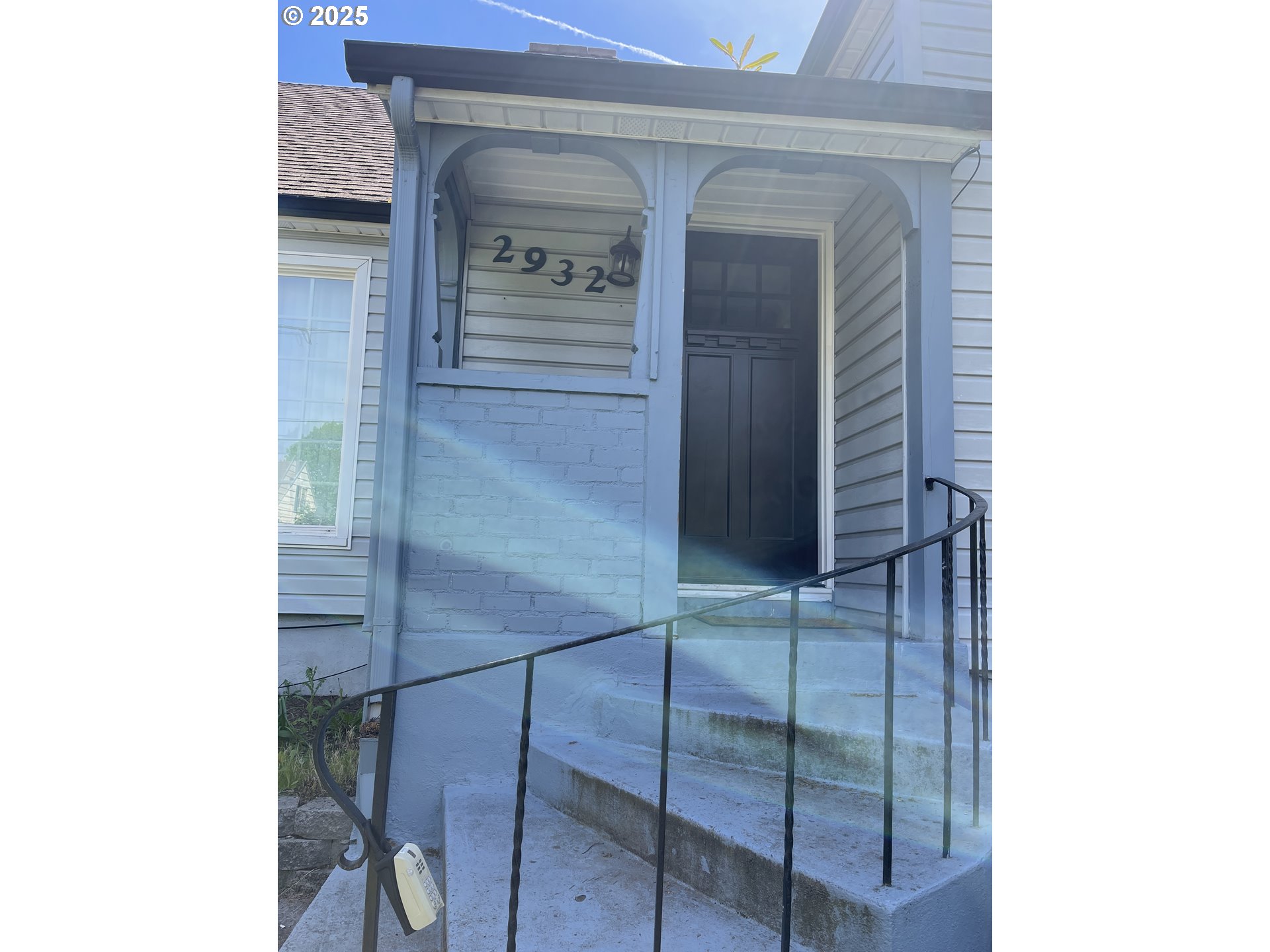 2932 NE 15TH AVE
