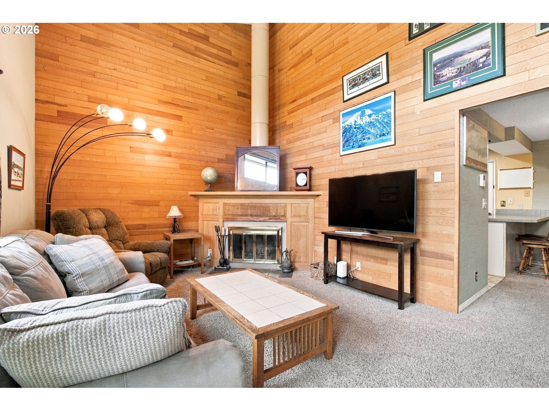 283 COUNTRY CLUB RD