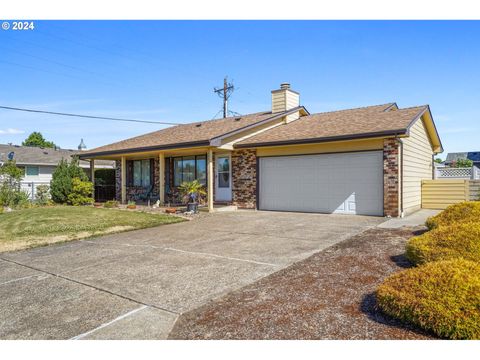 A home in Woodburn