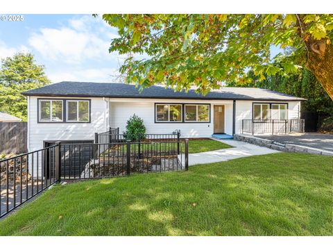 142 NE 128th Ave, Portland, OR 97230 - #: 151185893