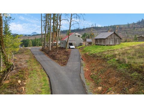 Tiny photo for 37308 Highway 58, Pleasant Hill, OR 97455 (MLS # 526610840)