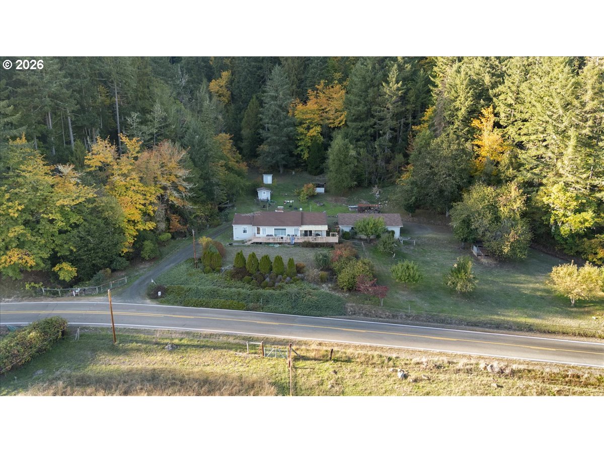 2277 COUGAR CREEK RD
