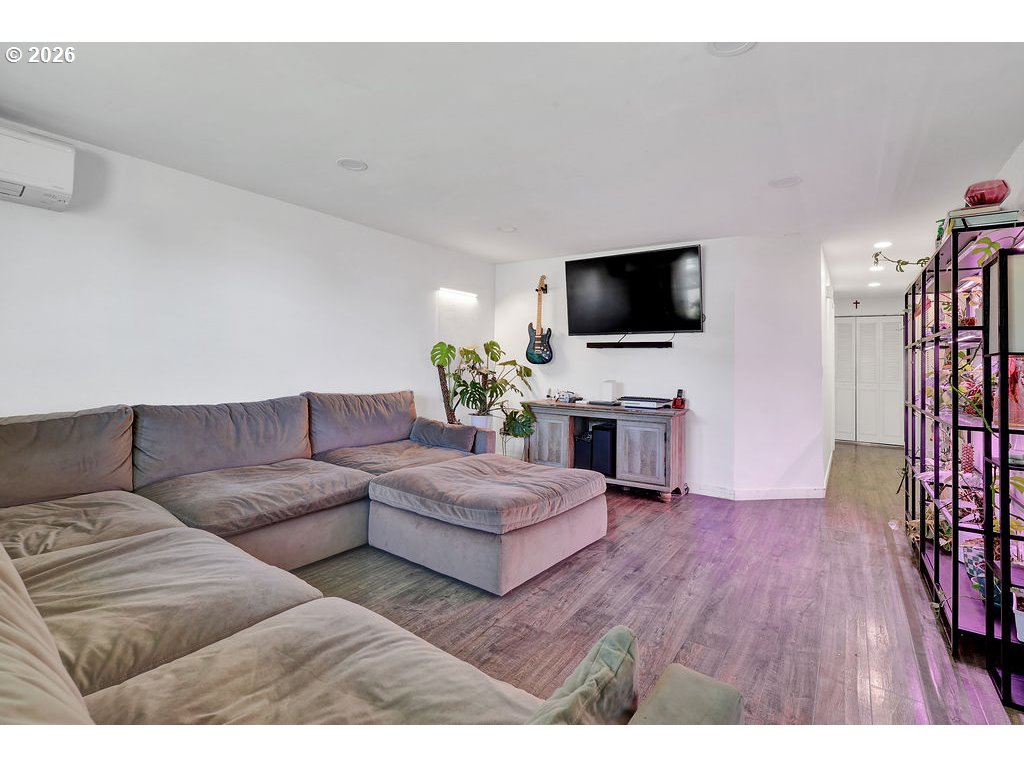4514 SOUZA ST