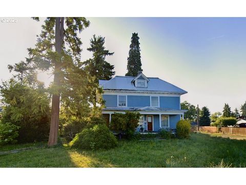122 S 12TH AVE Cornelius OR 97113