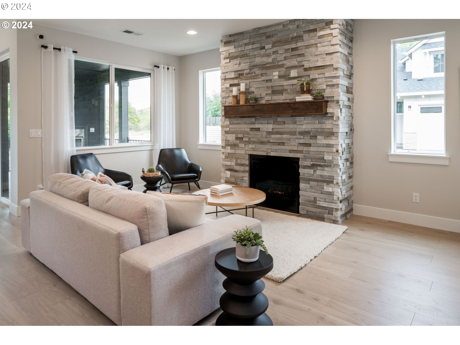 Gresham, Oregon 97080, United States, 3 Bedrooms Bedrooms, ,3 BathroomsBathrooms,Residential,Active,28006