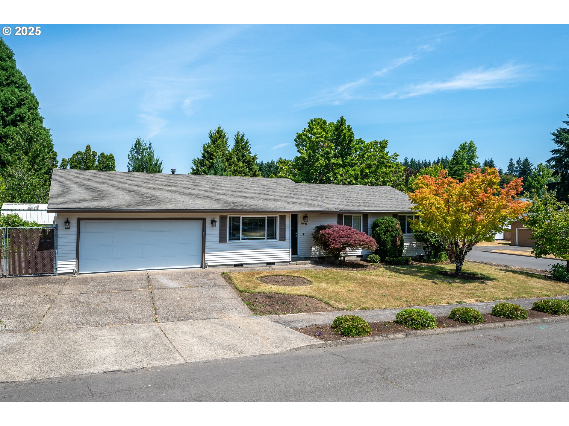 7771 SW GRASS CT