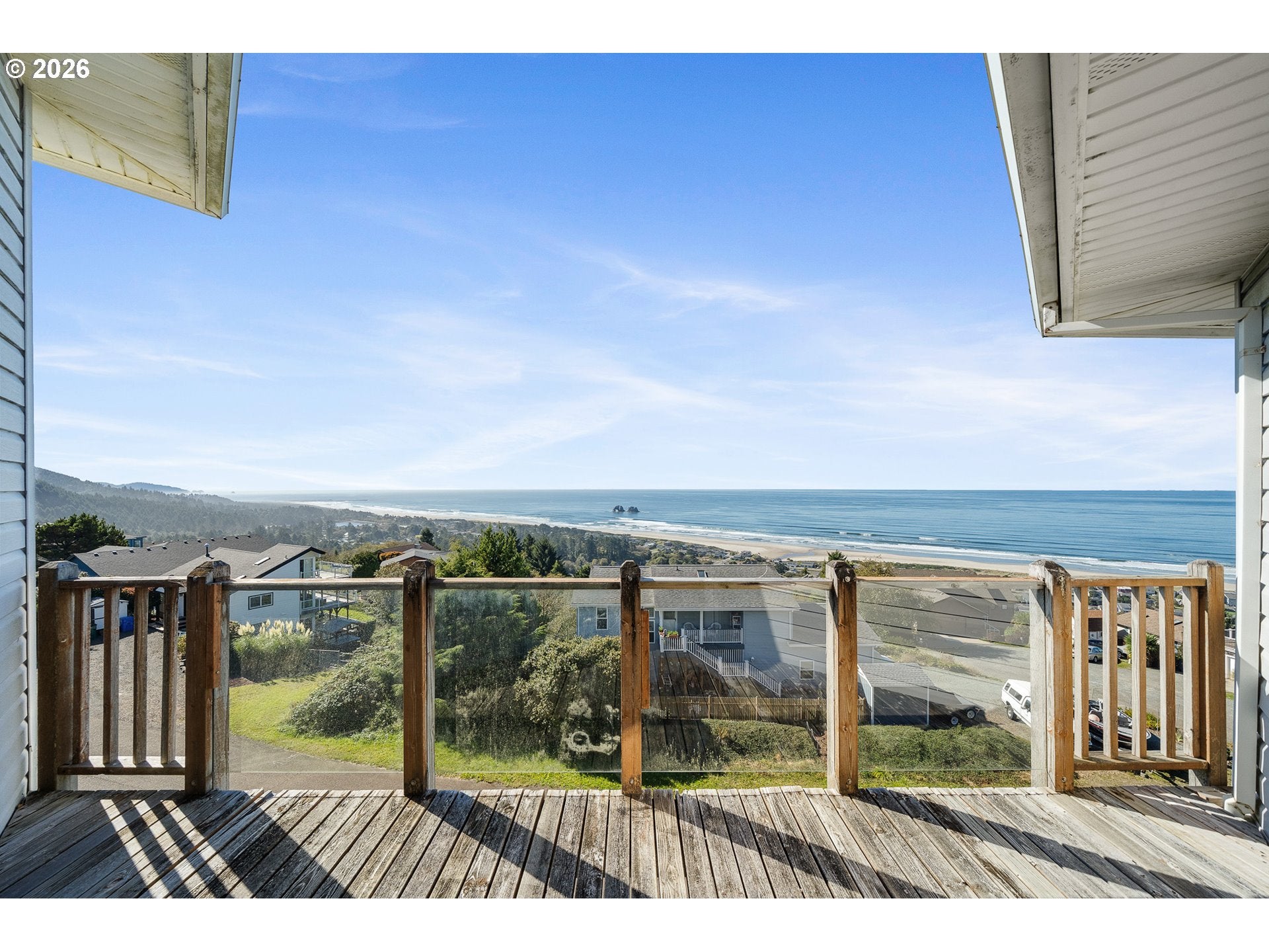490 PACIFIC VIEW DR