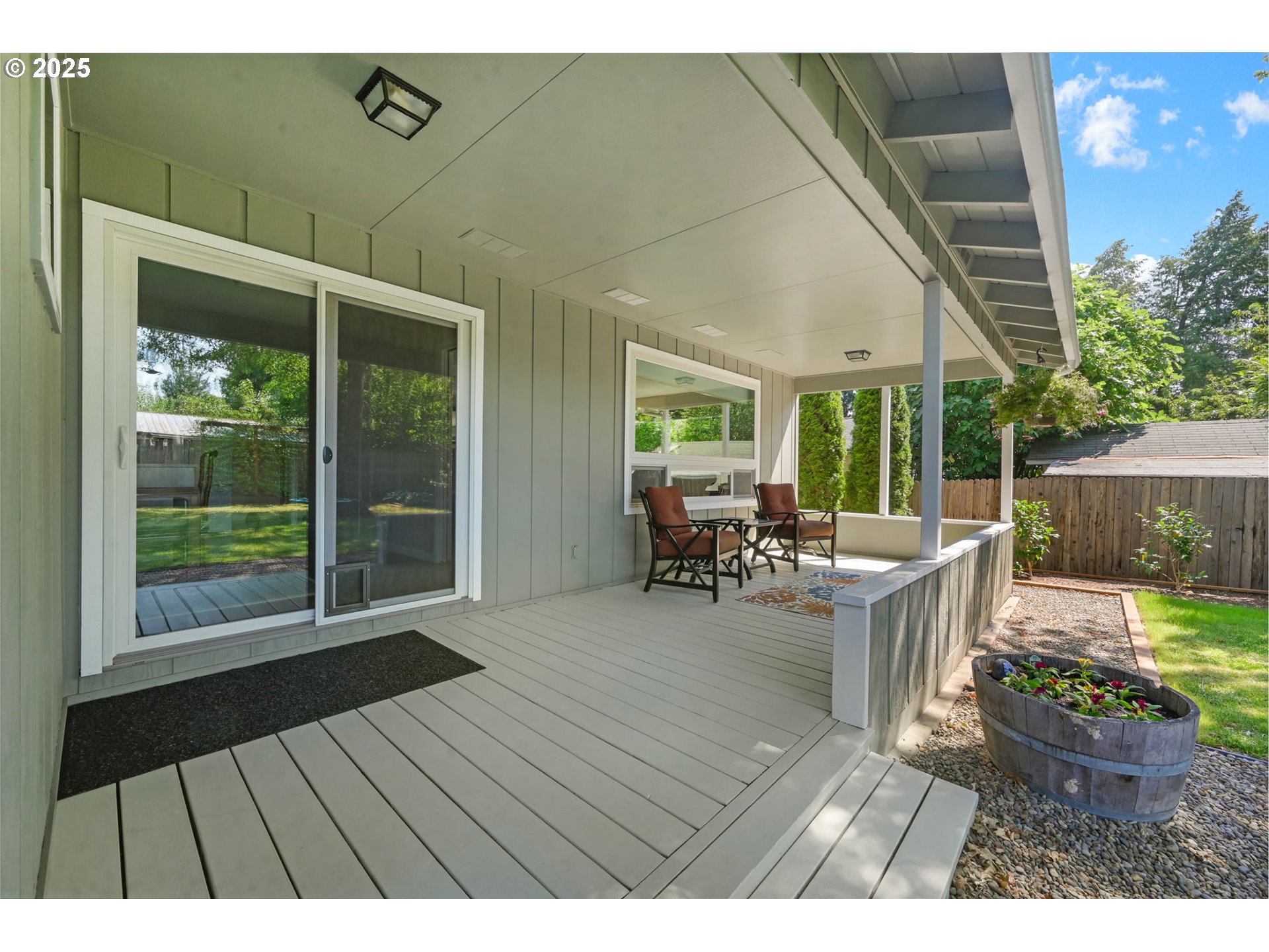 Eugene, Oregon 97404, United States, 3 Bedrooms Bedrooms, ,2 BathroomsBathrooms,Residential,Active,173142