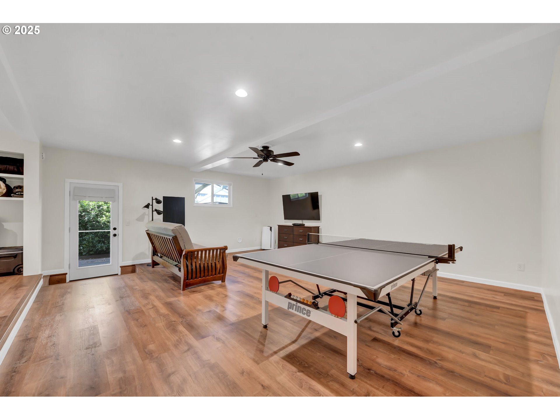 Eugene, Oregon 97404, United States, 3 Bedrooms Bedrooms, ,2 BathroomsBathrooms,Residential,Active,173142