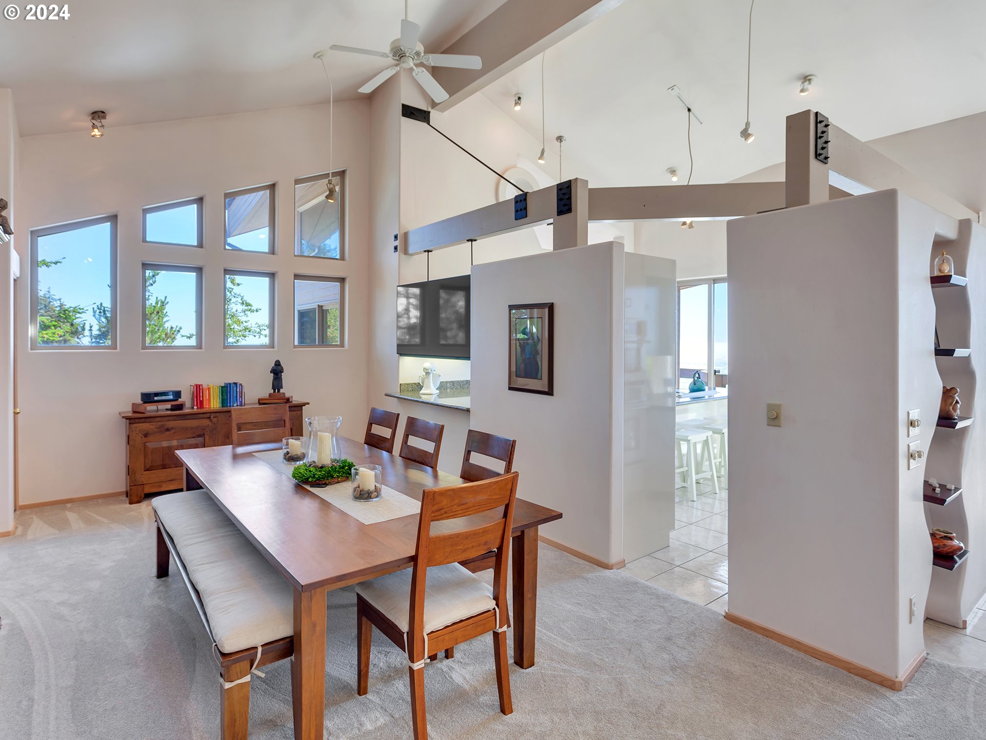 Oceanside, Oregon 97134, United States, 4 Bedrooms Bedrooms, ,4 BathroomsBathrooms,Residential,Pending,59902