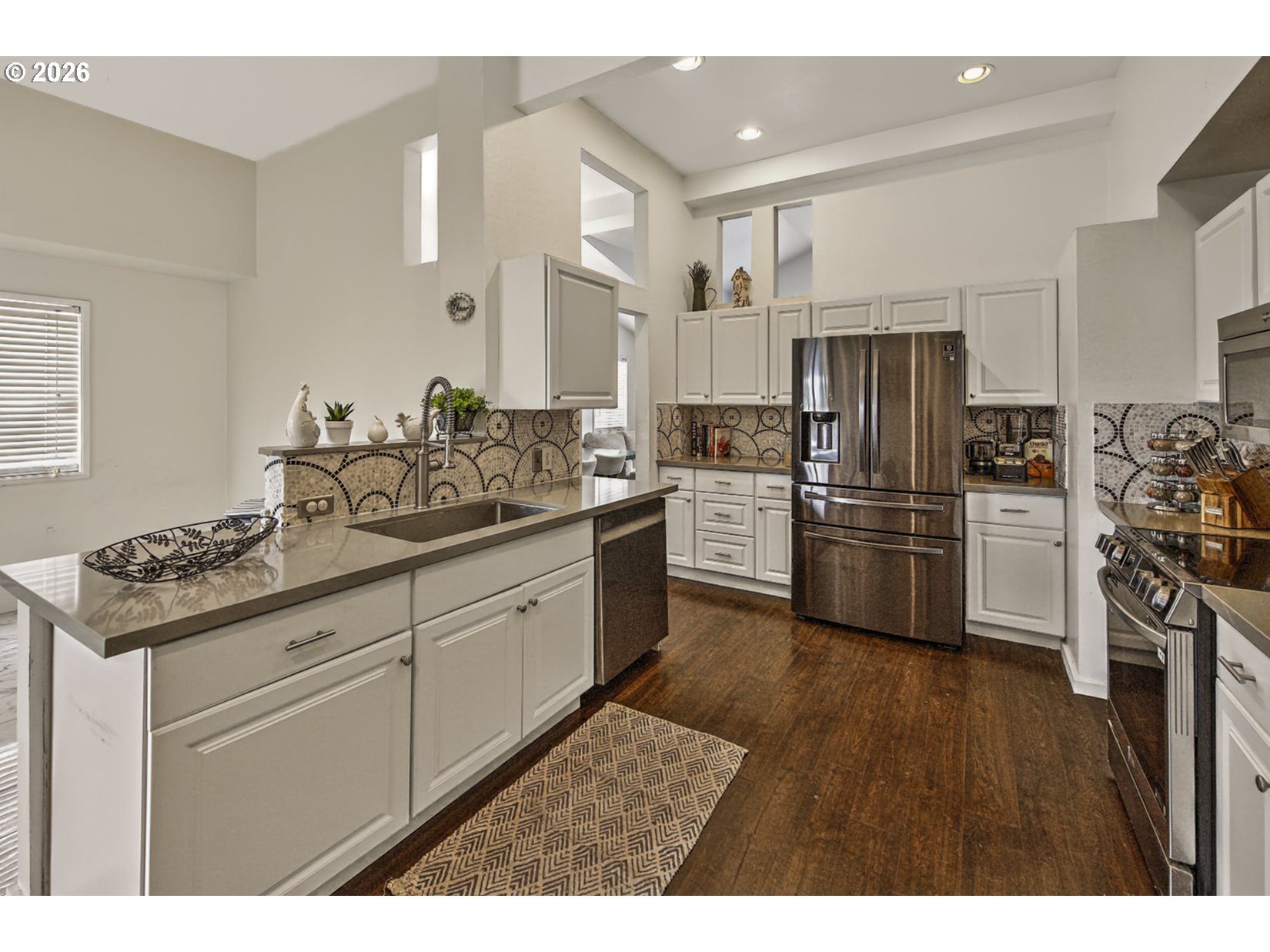 2448 NW NORWOOD ST