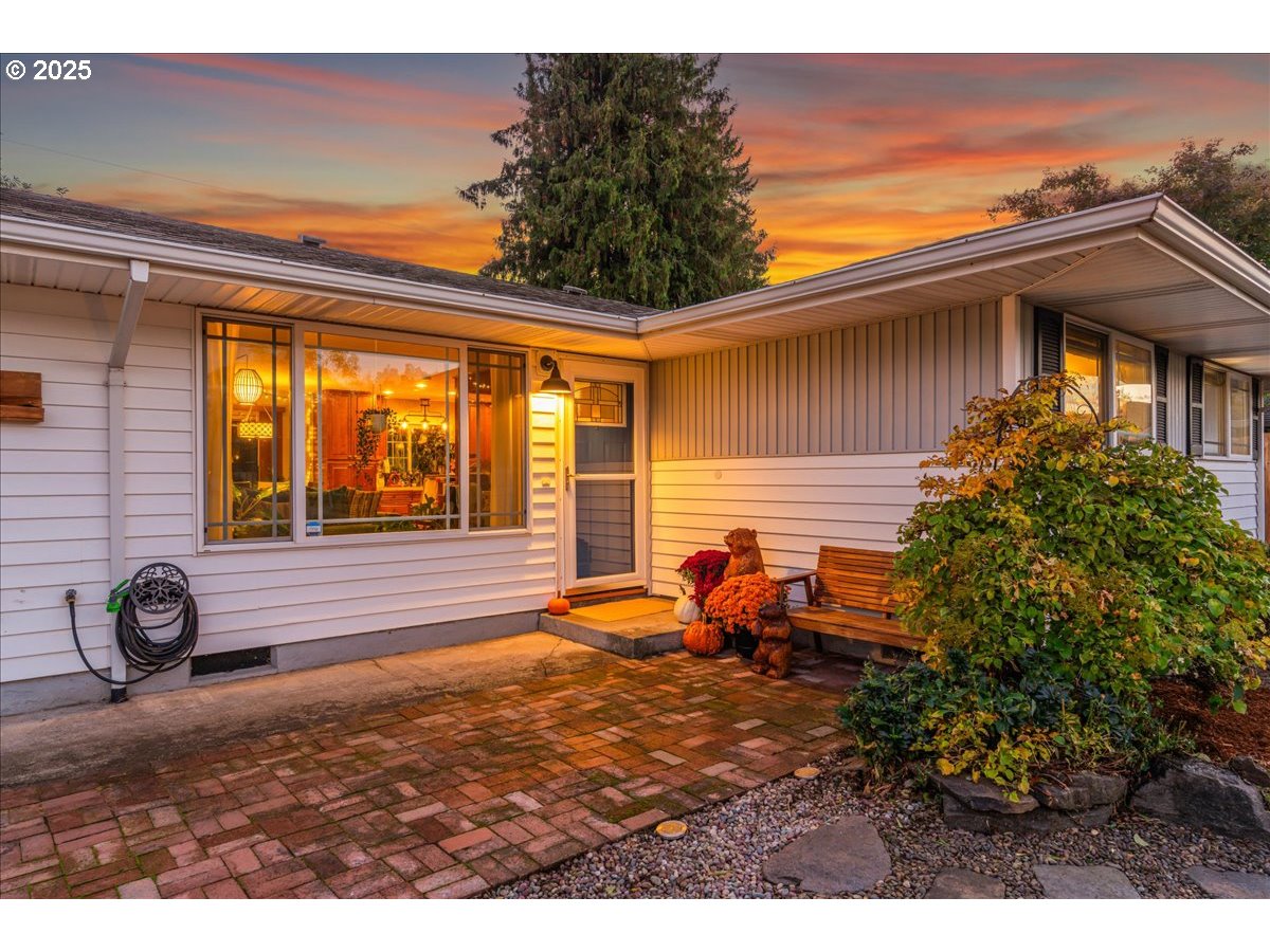 16824 SE MORRISON CT