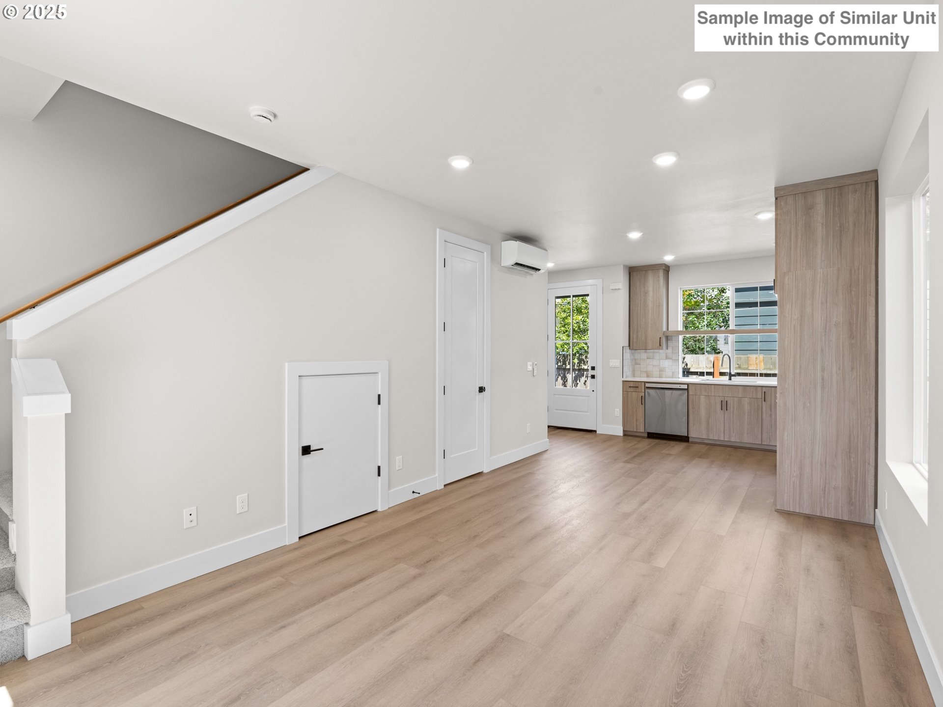 1568 NE 52ND AVE