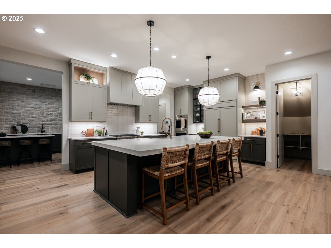 1872 PALISADES TERRACE DR