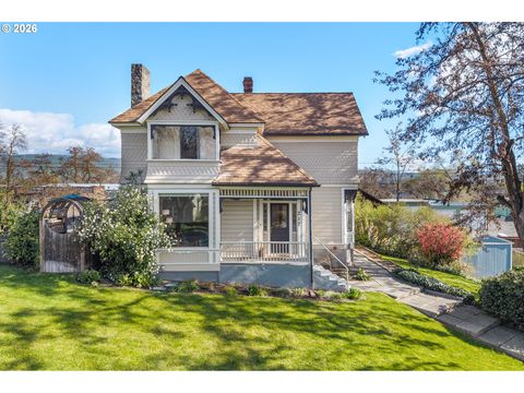 217 W 8TH ST The Dalles OR 97058