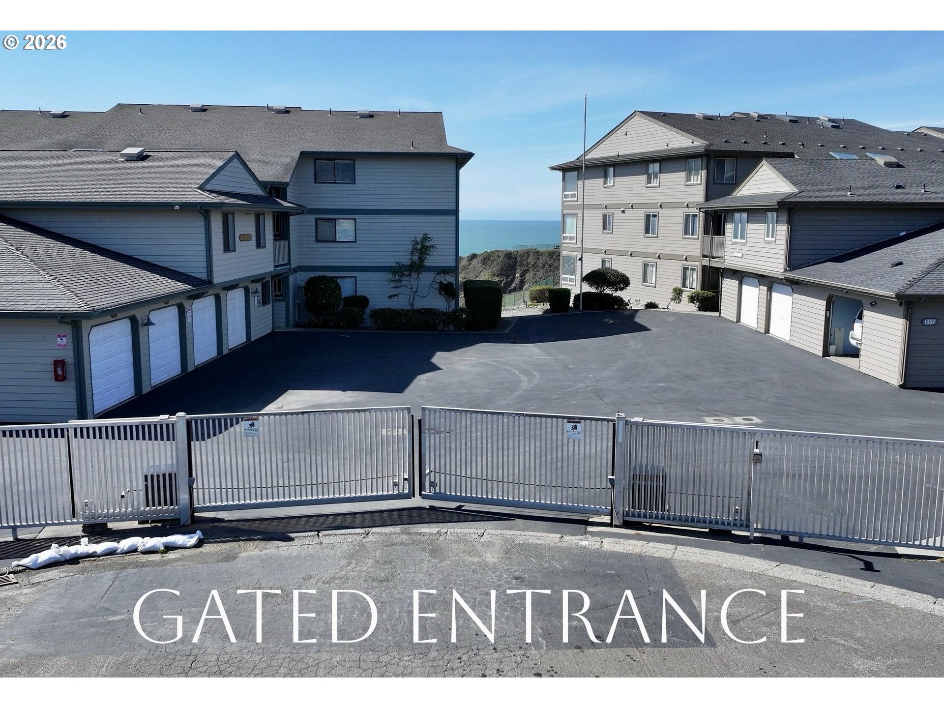 1303 MOORE ST 102