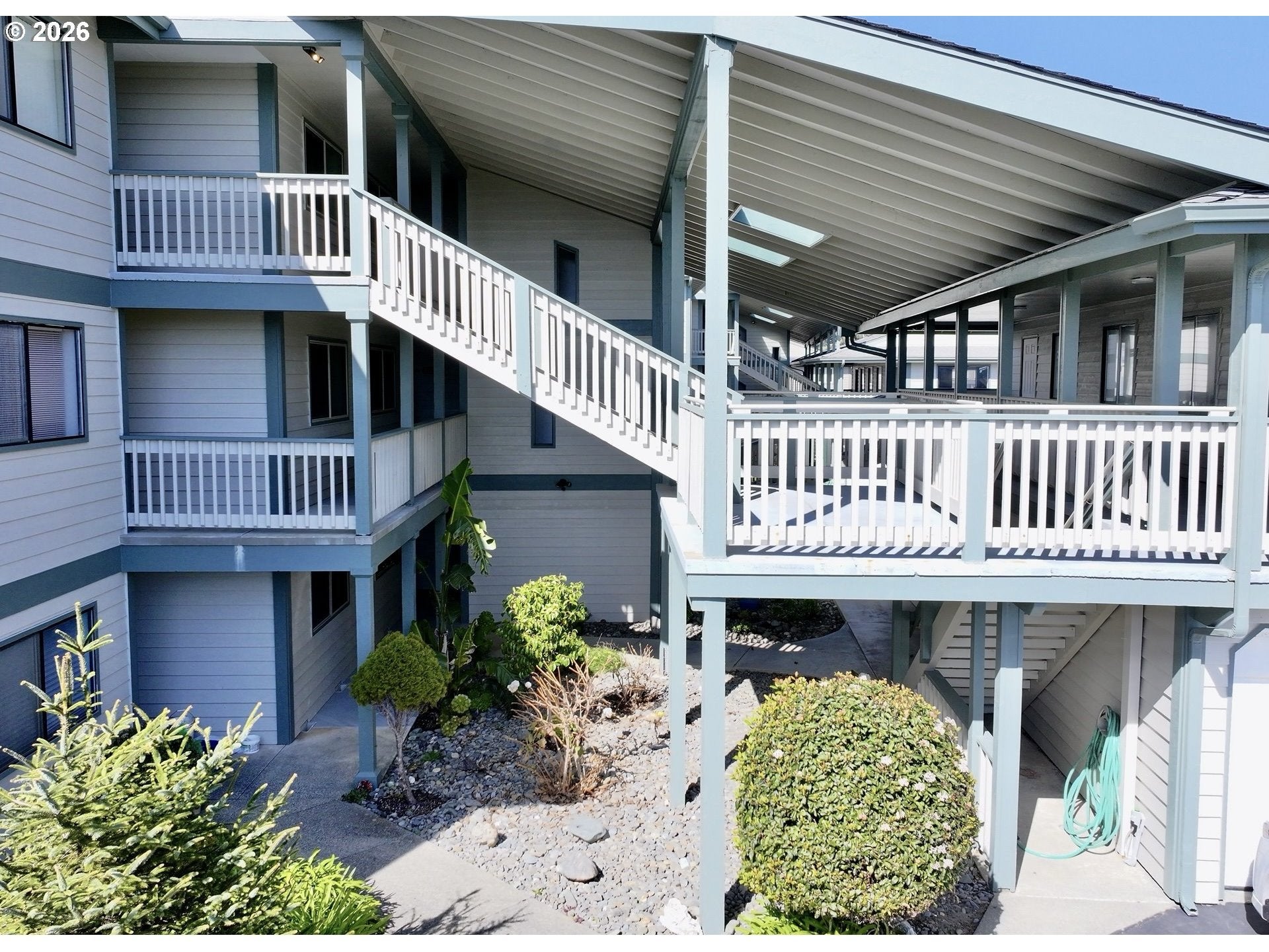 1303 MOORE ST 102