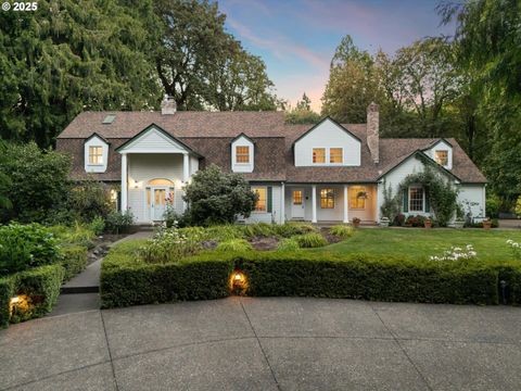 541 SW ASHDOWN CIR West Linn OR 97068