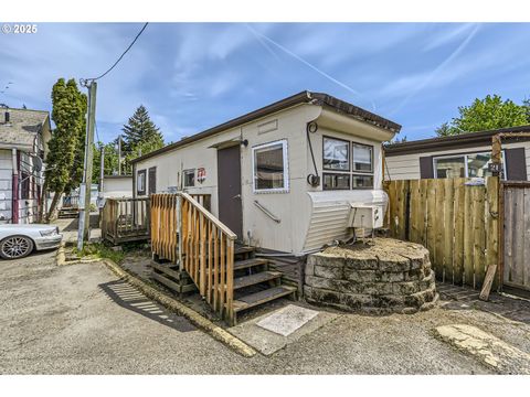 10852 SE STARK ST 22 Portland OR 97216